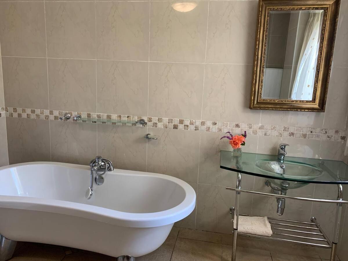 Mountain Rose Guesthouse Louis Trichardt Eksteriør billede