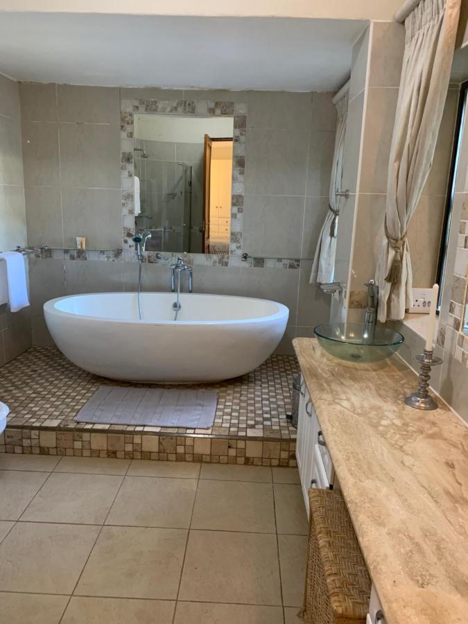 Mountain Rose Guesthouse Louis Trichardt Eksteriør billede