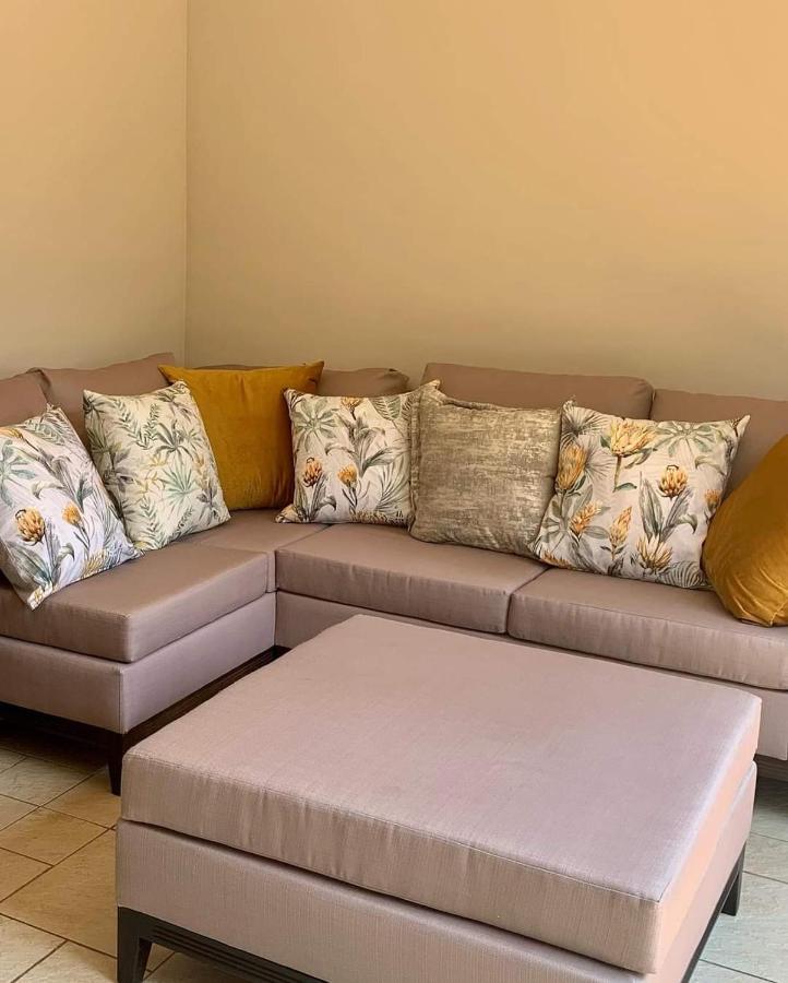 Mountain Rose Guesthouse Louis Trichardt Eksteriør billede